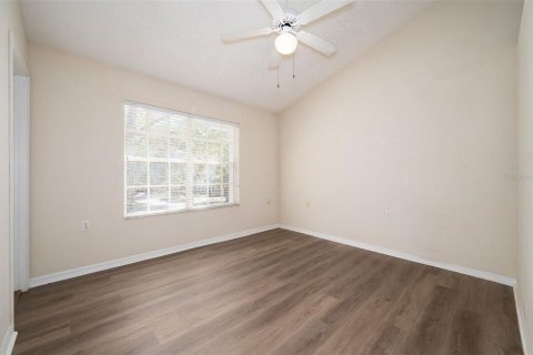 Townhouse in Gainesville, Florida 2 bedrooms, 116.13 sq.m. № 2233721 - photo 20