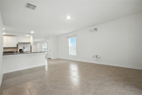 Casa en alquiler en Wimauma, Florida, 3 dormitorios, 140.84 m2 № 1894814 - foto 4