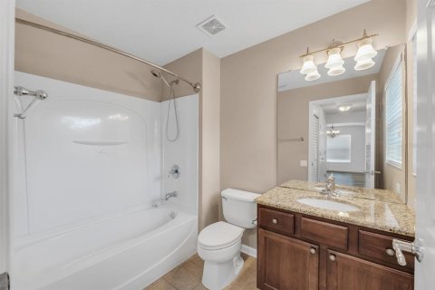 Condo in Riverview, Florida, 2 bedrooms  № 2222659 - photo 23