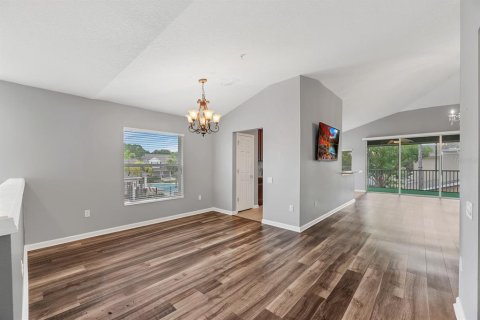 Condo in Riverview, Florida, 2 bedrooms  № 2222659 - photo 4