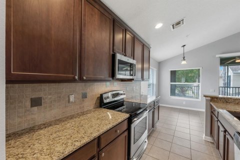 Condo in Riverview, Florida, 2 bedrooms  № 2222659 - photo 15