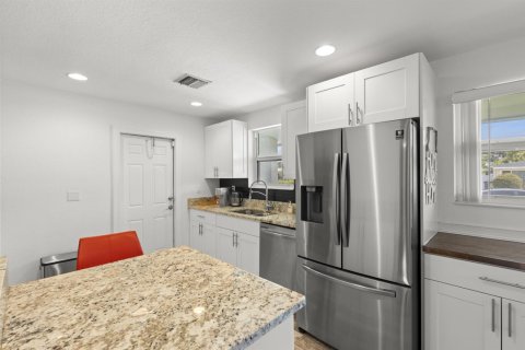 Casa en venta en West Palm Beach, Florida, 3 dormitorios, 135.27 m2 № 2183158 - foto 13