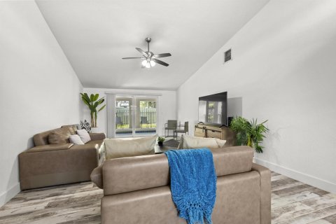 Casa en venta en West Palm Beach, Florida, 3 dormitorios, 135.27 m2 № 2183158 - foto 25