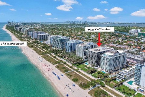 Condo in Surfside, Florida, 2 bedrooms  № 1798707 - photo 1