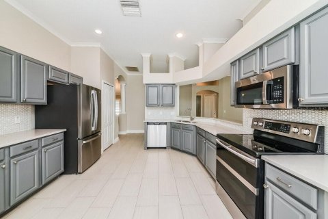 Снять в аренду виллу или дом в Фиш-Хок, Флорида 4 спальни, 130.99м2, № 2113584 - фото 8