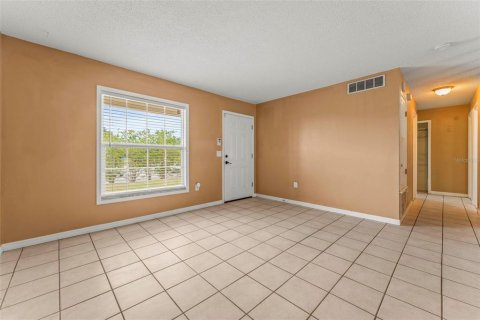 House in Orlando, Florida 3 bedrooms, 94.67 sq.m. № 1866872 - photo 5
