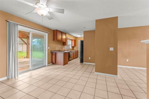 House in Orlando, Florida 3 bedrooms, 94.67 sq.m. № 1866872 - photo 8