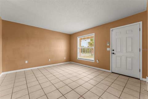 House in Orlando, Florida 3 bedrooms, 94.67 sq.m. № 1866872 - photo 6