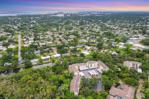 Condominio en venta en Sarasota, Florida, 2 dormitorios, 126.81 m2 № 1769130 - foto 2