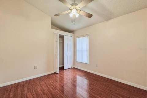 House in Orlando, Florida 4 bedrooms, 159.51 sq.m. № 1885423 - photo 19