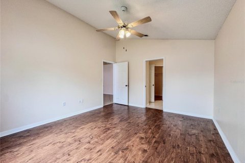 House in Orlando, Florida 4 bedrooms, 159.51 sq.m. № 1885423 - photo 16