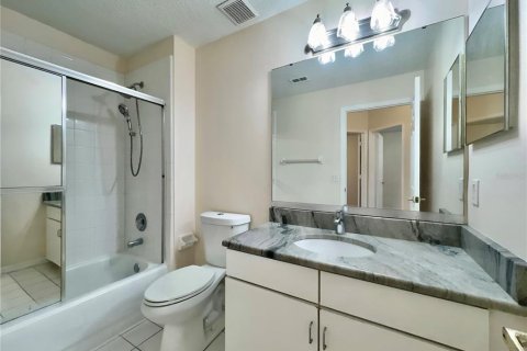 House in Orlando, Florida 4 bedrooms, 159.51 sq.m. № 1885423 - photo 21