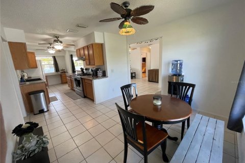 Casa en venta en Port Charlotte, Florida, 3 dormitorios, 132.2 m2 № 1590036 - foto 23