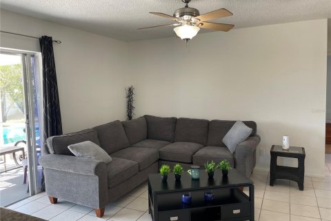 Casa en venta en Port Charlotte, Florida, 3 dormitorios, 132.2 m2 № 1590036 - foto 11