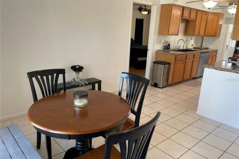 Casa en venta en Port Charlotte, Florida, 3 dormitorios, 132.2 m2 № 1590036 - foto 24