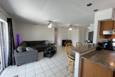 Casa en venta en Port Charlotte, Florida, 3 dormitorios, 132.2 m2 № 1590036 - foto 14