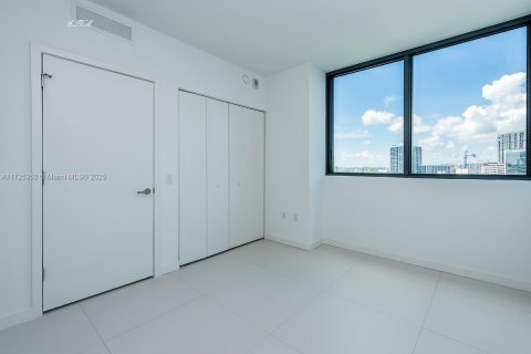 Купить кондоминиум в Майами, Флорида 2 спальни, 87.7м2, № 1952886 - фото 12