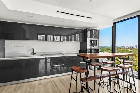 Copropriété à vendre à Miami, Floride: 1 chambre, 73.11 m2 № 1969107 - photo 2