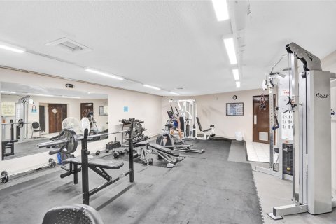 Condominio en venta en Oakland Park, Florida, 2 dormitorios, 90.58 m2 № 1168671 - foto 1