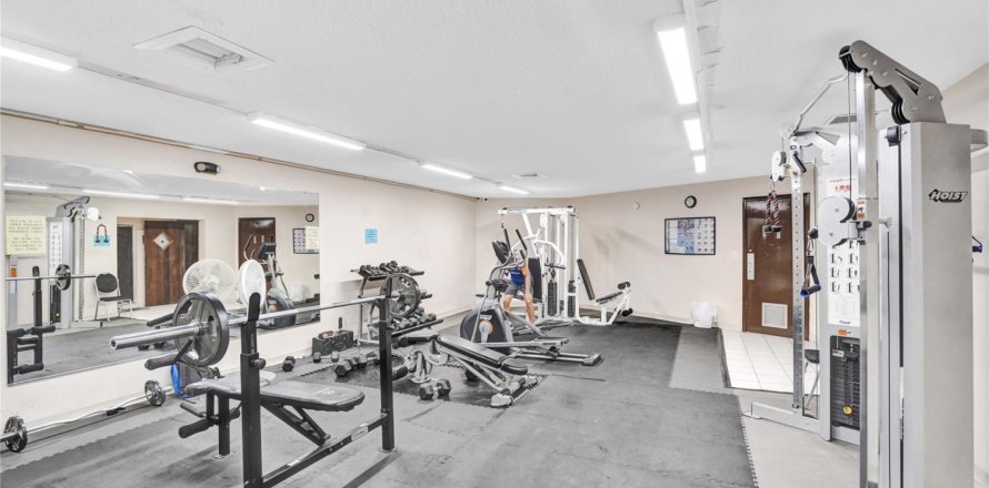 Condominio en Oakland Park, Florida, 2 dormitorios  № 1168671