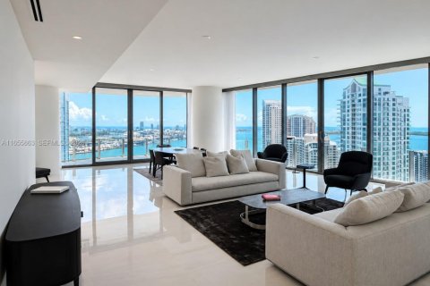 Condo in Miami, Florida, 5 bedrooms № 2186020
