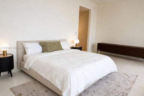 Condo in Miami, Florida, 5 bedrooms  № 2186020 - photo 10
