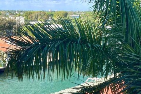 Condominio en venta en Miami Shores, Florida, 2 dormitorios, 107.21 m2 № 1867616 - foto 23