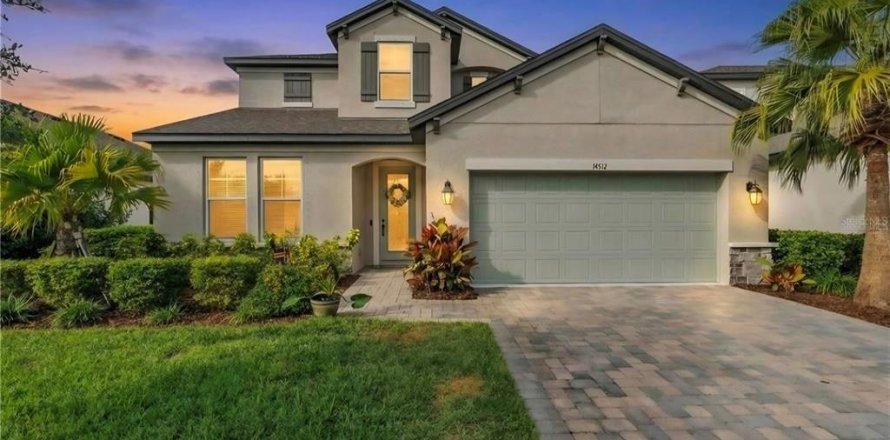 Villa ou maison à Parrish, Floride 4 chambres, 242.75 m2 № 2416232