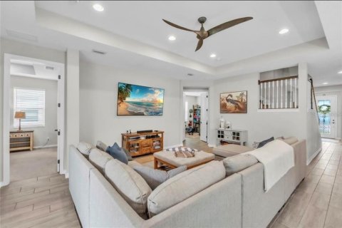Villa ou maison à louer à Parrish, Floride: 4 chambres, 242.75 m2 № 2416232 - photo 24