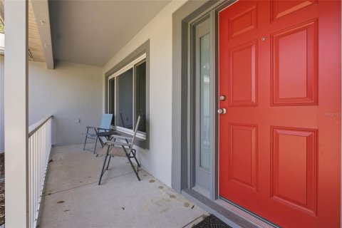 House in Minneola, Florida 3 bedrooms, 153.1 sq.m. № 2207371 - photo 7
