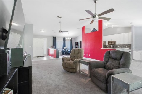 House in Minneola, Florida 3 bedrooms, 153.1 sq.m. № 2207371 - photo 10
