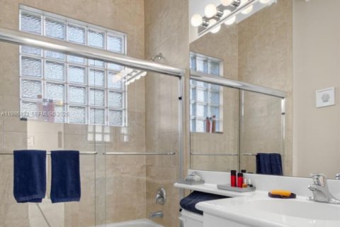 Снять в аренду виллу или дом в Бойнтон-Бич, Флорида 3 спальни, 150.04м2, № 2048875 - фото 23