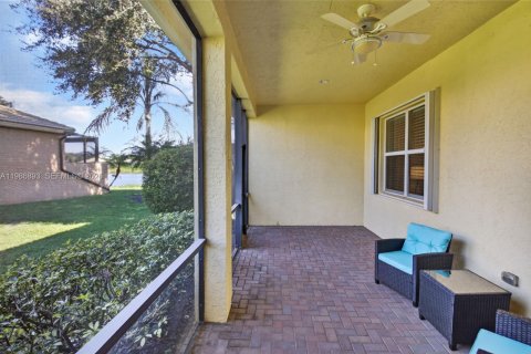 Снять в аренду виллу или дом в Бойнтон-Бич, Флорида 3 спальни, 150.04м2, № 2048875 - фото 27