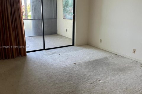 Condo in Wellington, Florida, 2 bedrooms  № 1715024 - photo 12