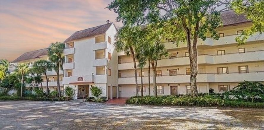 Condo in Wellington, Florida, 2 bedrooms  № 1715024