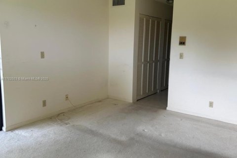 Condo in Wellington, Florida, 2 bedrooms  № 1715024 - photo 25