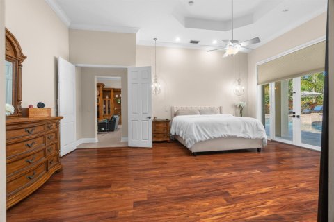 House in Davie, Florida 5 bedrooms, 376.9 sq.m. № 2088010 - photo 12