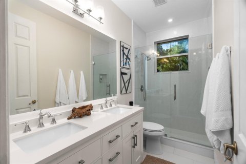 House in Davie, Florida 5 bedrooms, 376.9 sq.m. № 2088010 - photo 22