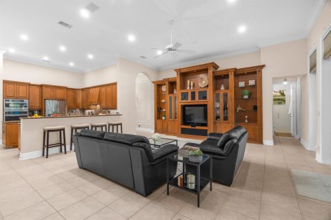House in Davie, Florida 5 bedrooms, 376.9 sq.m. № 2088010 - photo 17