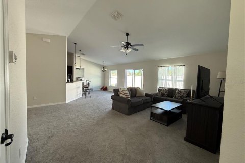 House in Ocala, Florida 4 bedrooms, 156.91 sq.m. № 2165954 - photo 5
