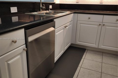 Купить кондоминиум в Дорал, Флорида 3 спальни, 158.86м2, № 2057380 - фото 19