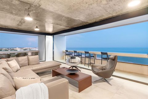 Condominio en venta en Sarasota, Florida, 2 dormitorios, 220.55 m2 № 2208845 - foto 4
