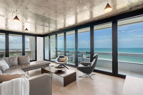 Condominio en venta en Sarasota, Florida, 2 dormitorios, 220.55 m2 № 2208845 - foto 3