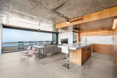 Condominio en venta en Sarasota, Florida, 2 dormitorios, 220.55 m2 № 2208845 - foto 11