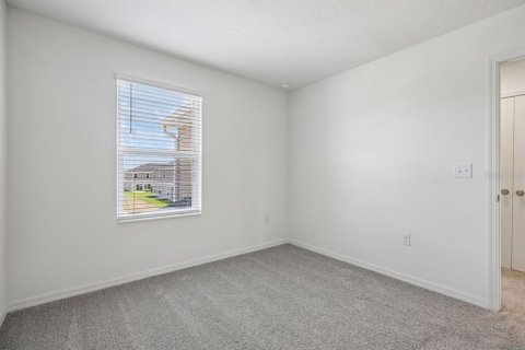 Townhouse in Lake Wales, Florida 3 bedrooms, 144.65 sq.m. № 2375519 - photo 12
