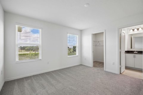 Townhouse in Lake Wales, Florida 3 bedrooms, 144.65 sq.m. № 2375519 - photo 9