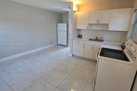 Appartement à louer à Fort Lauderdale, Floride: 1 chambre, 51.1 m2 № 1946238 - photo 4