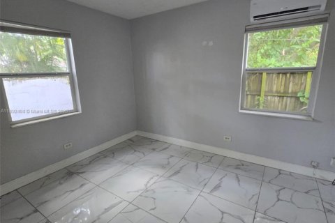 Снять в аренду квартиру в Форт-Лодердейл, Флорида 1 спальня, 51.1м2, № 1946238 - фото 3