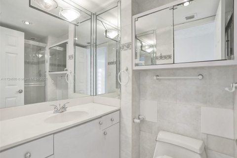 Купить кондоминиум в Авентура, Флорида 2 спальни, 145.39м2, № 1984953 - фото 22