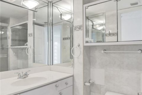 Купить кондоминиум в Авентура, Флорида 2 спальни, 145.39м2, № 1984953 - фото 24